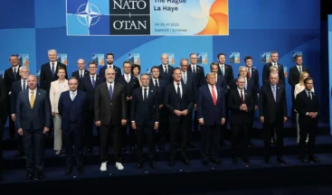 NATO Liderler Zirvesi’nde aile fotoğrafı çekildi