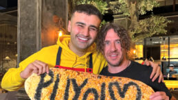 CZN Burak, Carles Puyol ile bir araya geldi