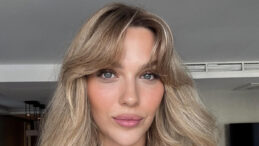 Gelini Yasemin Şefkatli paylaştı! Derya Tuna 60 yaşında