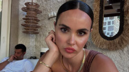 Volkan Demirel’in eşi Zeynep, küçüklük fotoğrafını yayınladı: ‘Babasına benziyor diyeni engellerim’